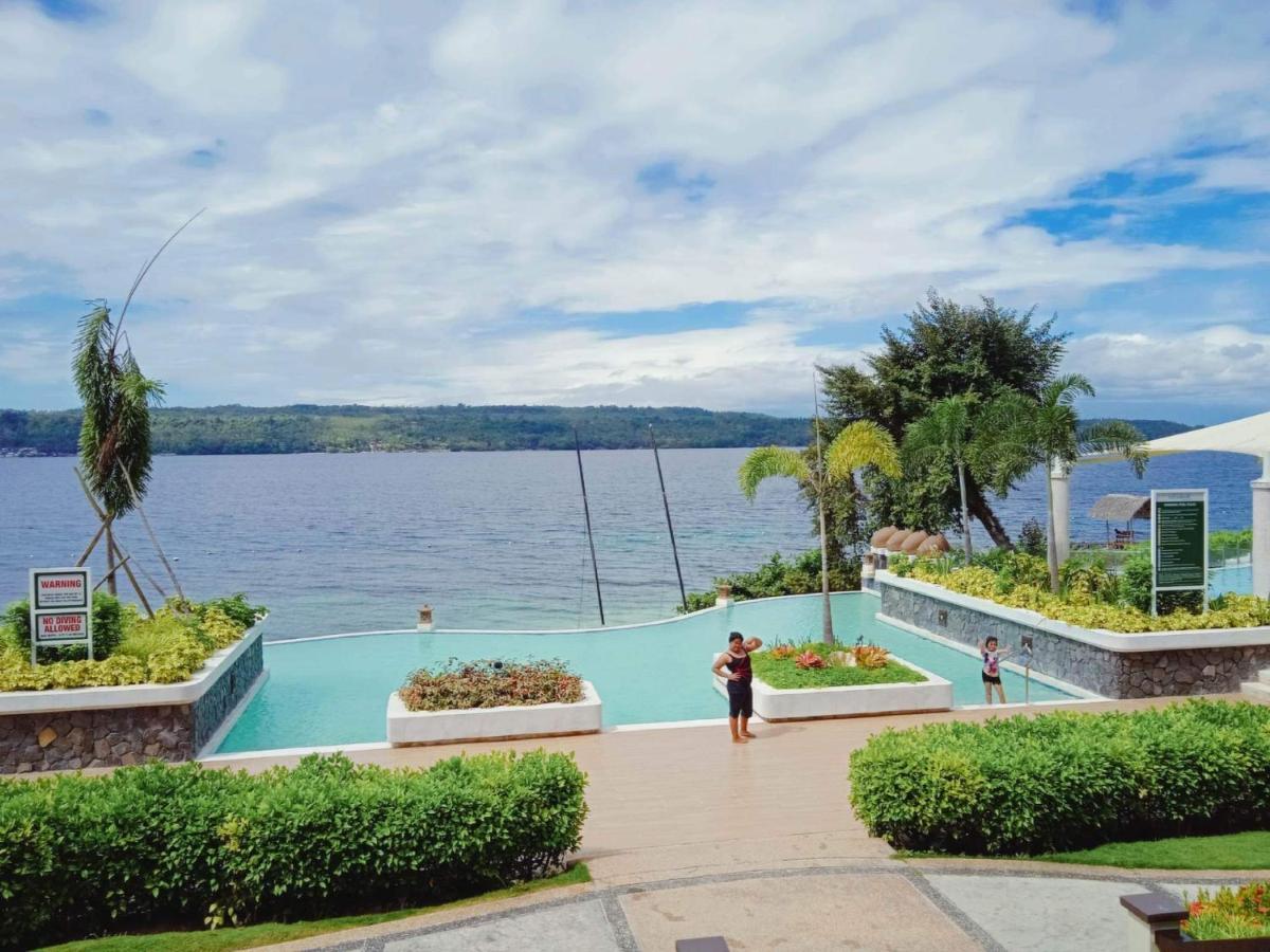 Kembali Condo Resort With Sea View Davao City Buitenkant foto