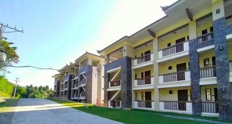 Kembali Condo Resort With Sea View Davao City Buitenkant foto