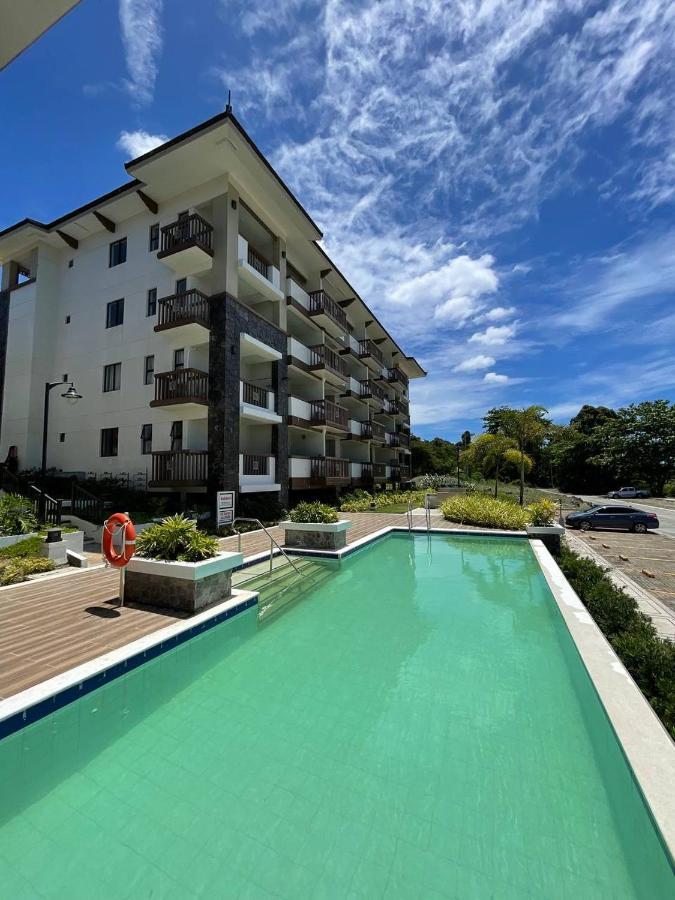 Kembali Condo Resort With Sea View Davao City Buitenkant foto