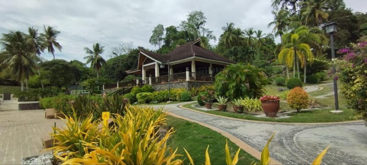 Kembali Condo Resort With Sea View Davao City Buitenkant foto