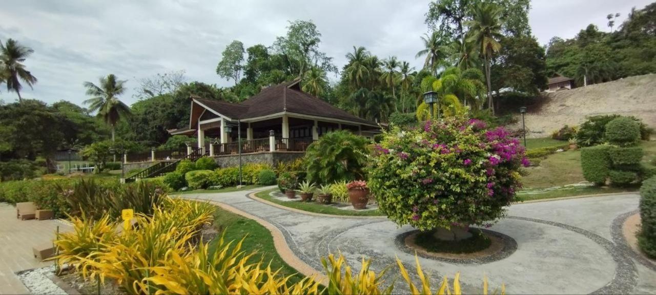 Kembali Condo Resort With Sea View Davao City Buitenkant foto